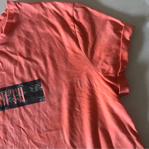 Women’s Cropped Tie dye Tshirt - Picture 4 of 14